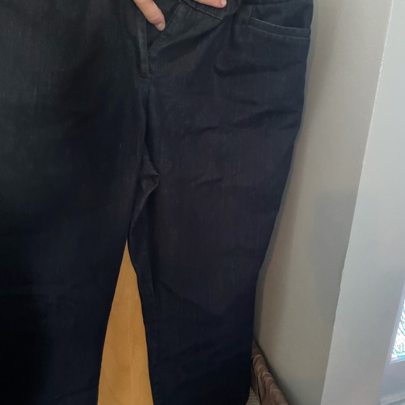 Capris - Picture 2 of 3